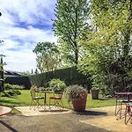 Hotel Mercure En Bresse 4*