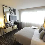 Hotel Mercure En Bresse 4*