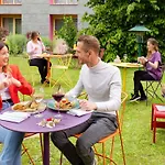 Hotel Mercure En Bresse 4*