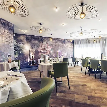 Mercure En Bresse 4*