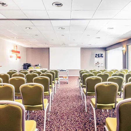 Hotel Mercure En Bresse 4*