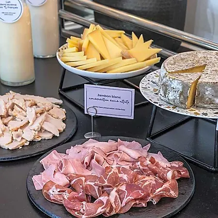 Отель Mercure En Bresse Бург-ан-Бресс